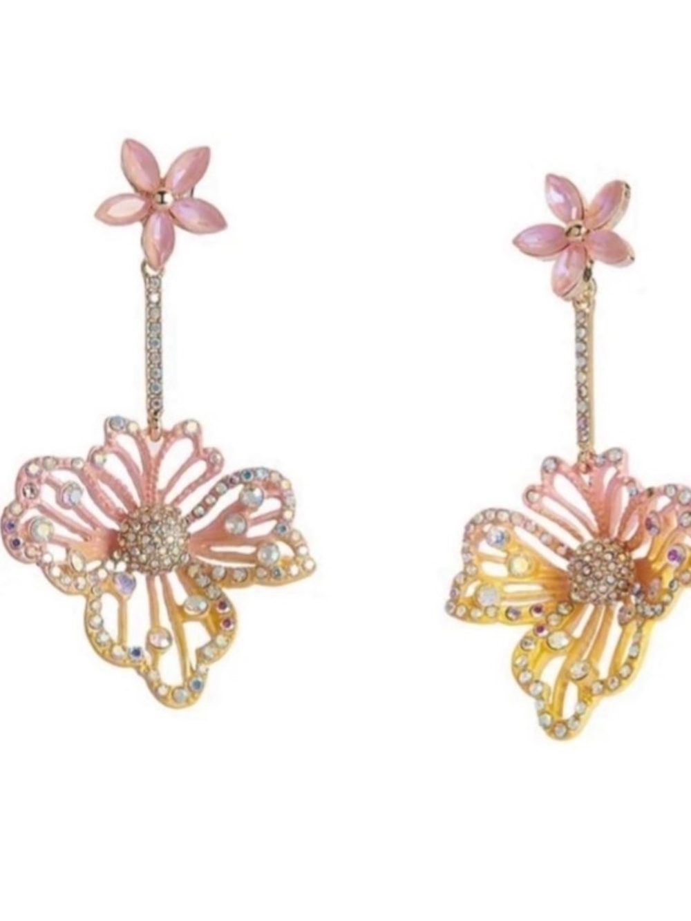 Betsey Johnson earringd